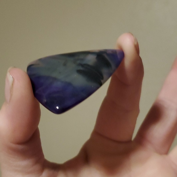 New Black Dragon Veins Agate Triangle Pendant. - Picture 3 of 8